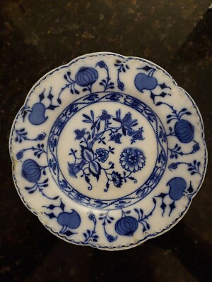 Antique Holland Johnson Brothers England 7 in. Blue Onion Dessert Bread Plate