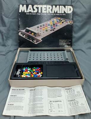 Complete Vintage 1981- Mastermind Game 3016 Logic Code Strategy Board Pressman