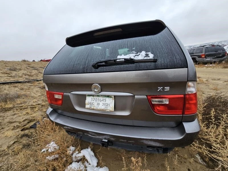 Pinza de freno de disco trasera derecha usada se adapta a: BMW X5 2005 trasero 4,8 L grado derecho Foto 3 de 4