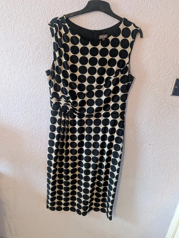 Phase Eight Polka Dot Wiggle Dress UK 16 Black Cream Midi Ruched Occasion Dress image 2