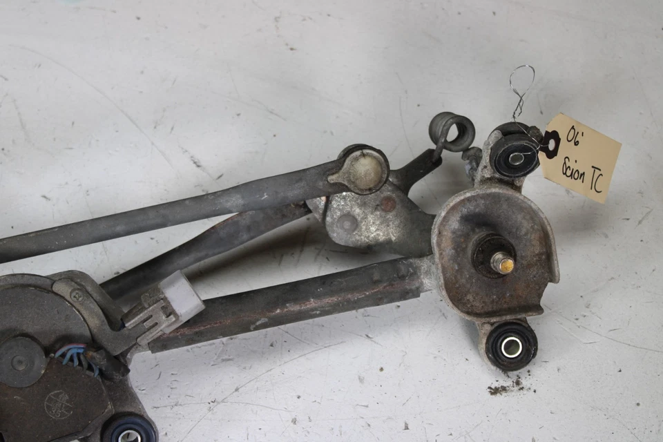2005-2010 SCION TC OEM LIMPIAPARABRISAS MOTOR TRANSMISIÓN ACOPLAMIENTO OEM PROBADO Foto 3 de 4