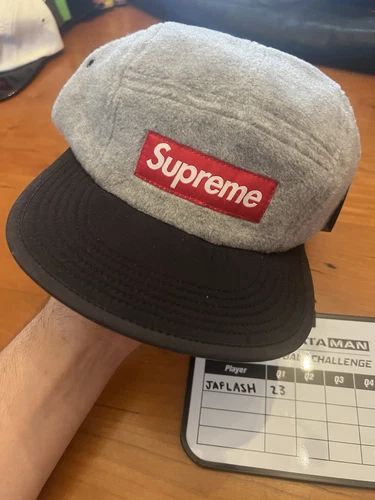 Casquette de camp neuve avec étiquettes polaire gris suprême logo Polartec Box