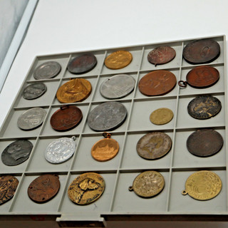 25 historische Medaillen verschiedene Metalle (B)
