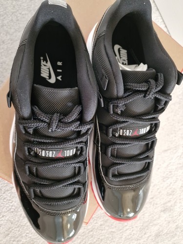 Air Jordan 11 Retro Low Black Varsity Red-white Size Uk 9.5 - Picture 3 of 7