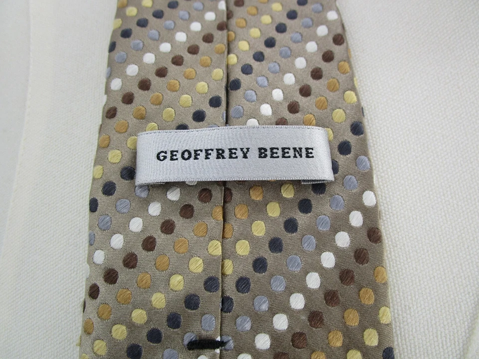 Corbata para hombre Geoffrey Beene marrón a lunares 58,5" de largo 3,75" de ancho 100 % seda preppy Foto 4 de 4