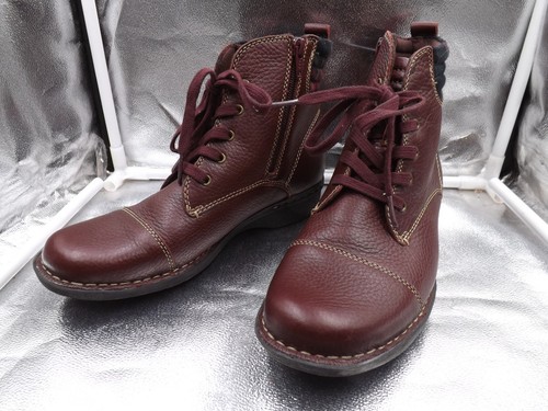 Clarks Boots 16724 Size 7.5 M Maroon 