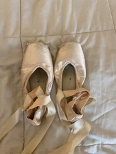 Used or “dead” Pointe Shoes Worn by Professional Ballerina for Crafts Size 5.5