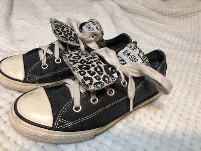 worn out black converse