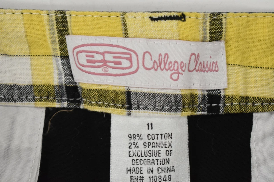 E5 NCAA Campus Classics Womens Iowa Hawkeyes Black Shorts NWT Sizes 1-13 - Image 3 of 4