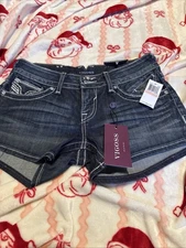 NWT Vigoss New York Shorts Women’s 28 