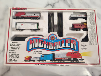 TRAINS N Scale Original Box Highballer Bachman 1x Engine 3x Trailers Working
