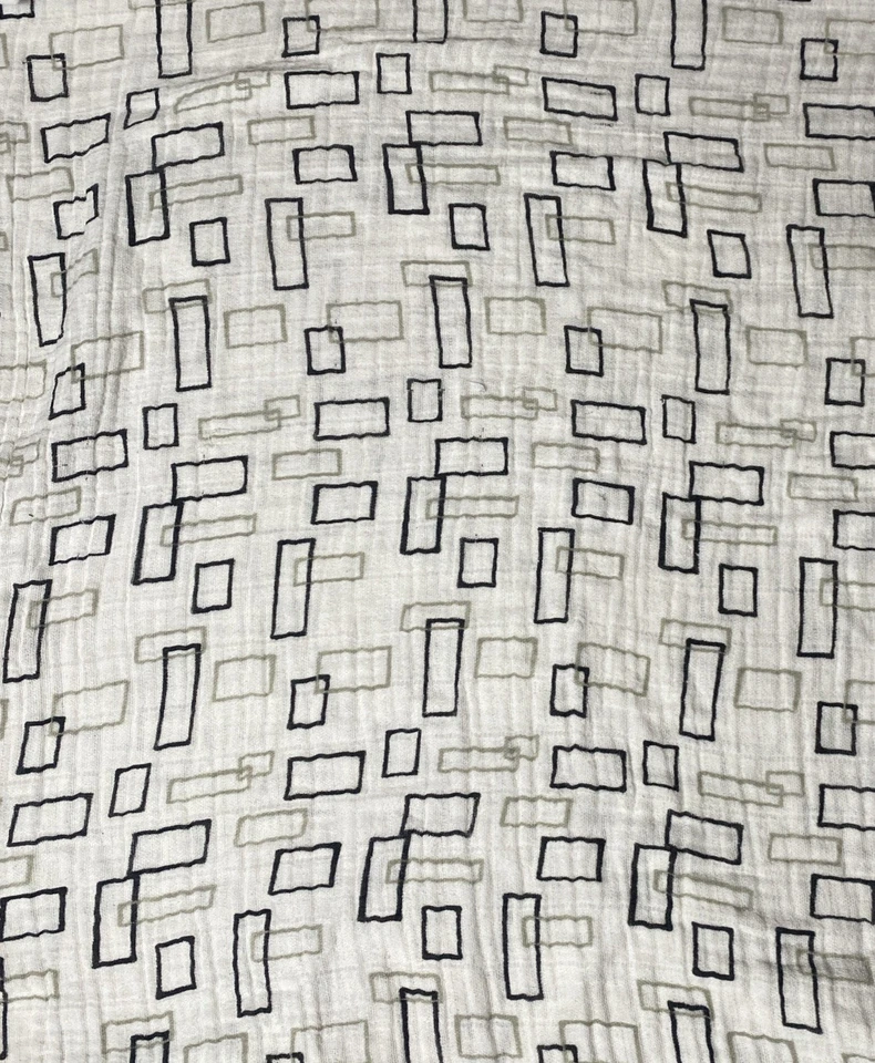 Детское одеяло Aden Anais серое черное квадратное прямоугольной формы белое муслиновое пеленальное - Изображение 3 из 4