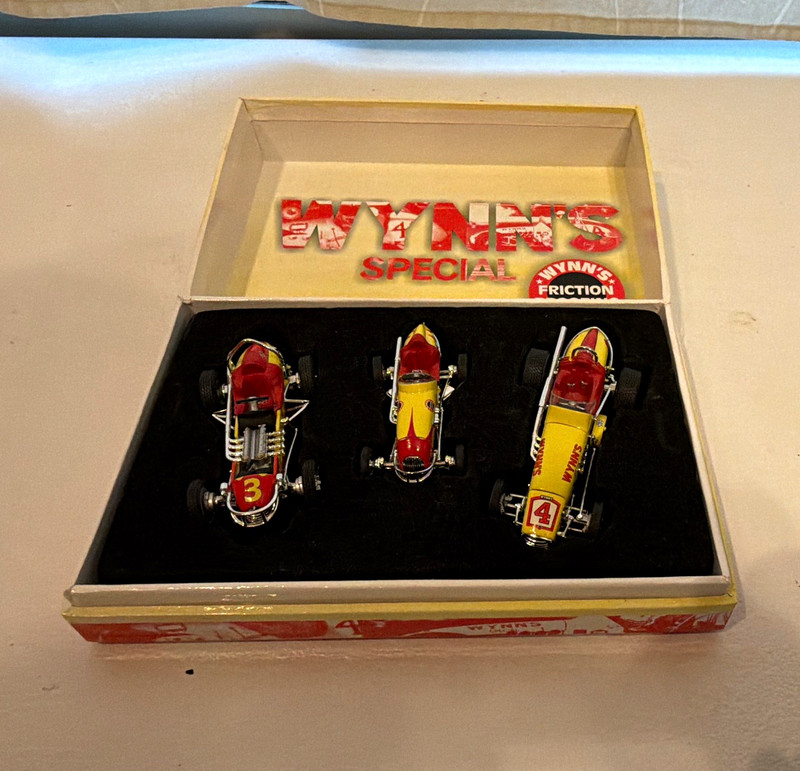 Wynn's Special 1:43 Race Car 3-Car Set Limited Edition w/ Case