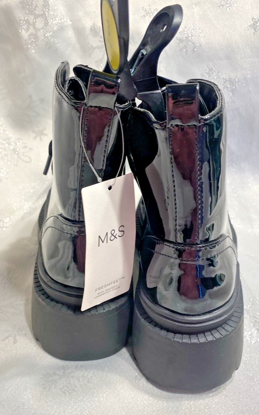 SAOLA Stivaletti donna M&S vegan stringati neri vernice suola grossa UK3 EU35 5 nuovi con etichette