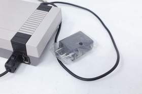Nintendo NES Classic Mini Console CLV-001 w/ Controller & Power Adapter