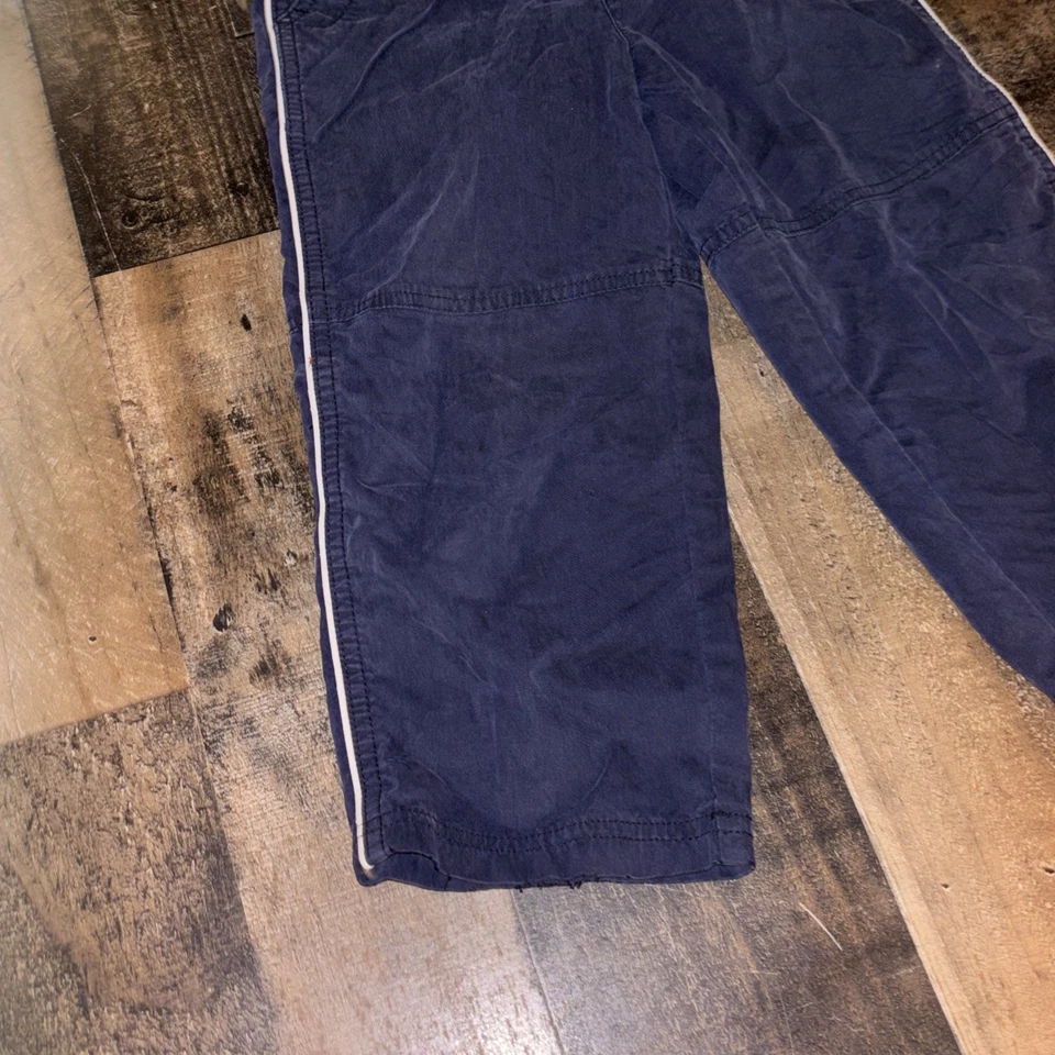 Pantalones azules con piñones para niños pequeños Y2K de colección 4T Foto 4 de 4
