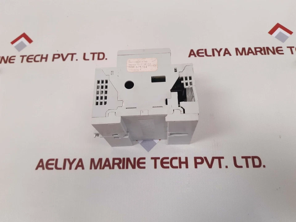 Gateway Ethernet Square D Power Logic EGX100 24V 4W (no funciona) Foto 3 de 4