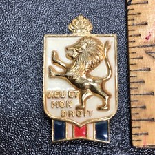 VTG WWII British War Relief Dieu Et Mon Droit Enameled Lapel Pin original Lion