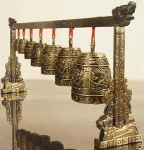 Rare Collectable Musical Meditation Gong with 7 Ornate Bells with Dragon Design - Picture 2 of 4