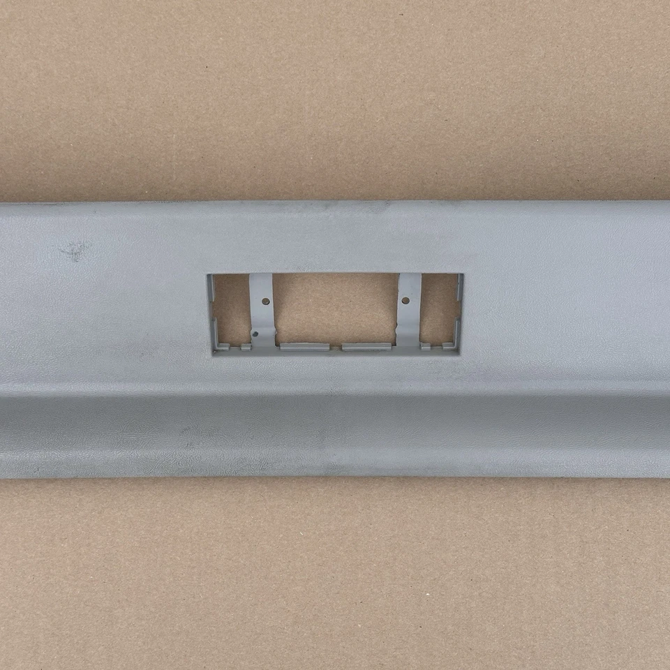 Camión Chevy GMC OBS C/K 1988-1998 cabina regular domo techo claro moldura gris Foto 3 de 4