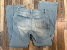 Idyllwind Flare Leg Jeans Miranda Lambert Light Wash Denim Size 12 High Rise