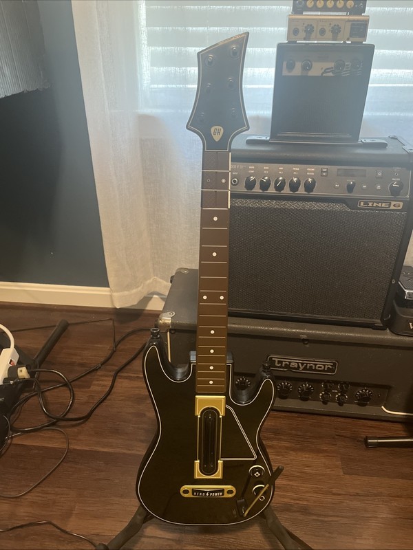 Guitar Hero Live Controller for PS3 PS4 Xbox 360 One No Dongle untested 