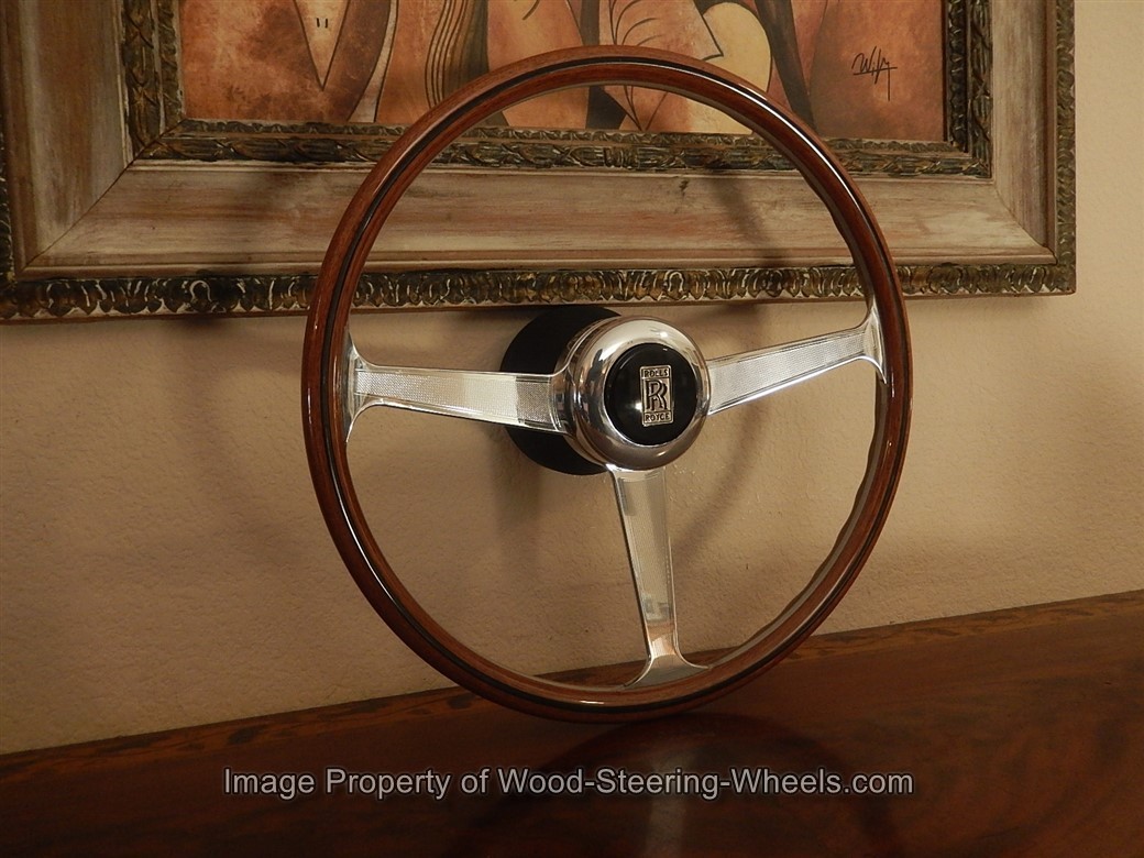 Rolls Royce 1966 + 67 Silver Shadow + M.P.W. Wood Steering Wheel 41 cm Nardi NEW