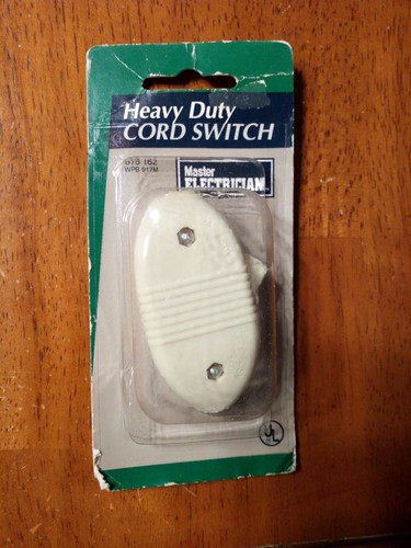 Vintage Master Electrician Inline Cord Switch Rocker Feed Thru Heavy Duty White