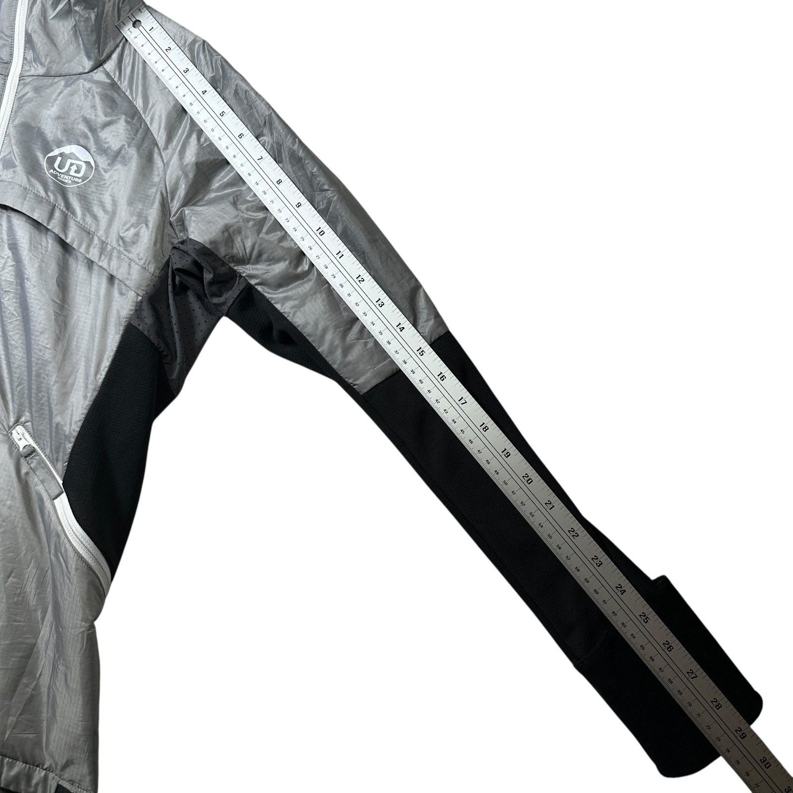 Ultimate Direction Ventro Windshell Jacket Womens… - image 12