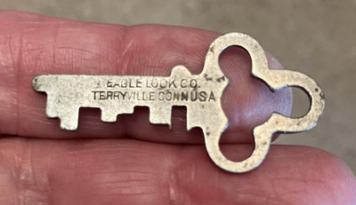 Vintage Antique Flat Eagle Lock Terryville Conn USA Key, Free Shipping