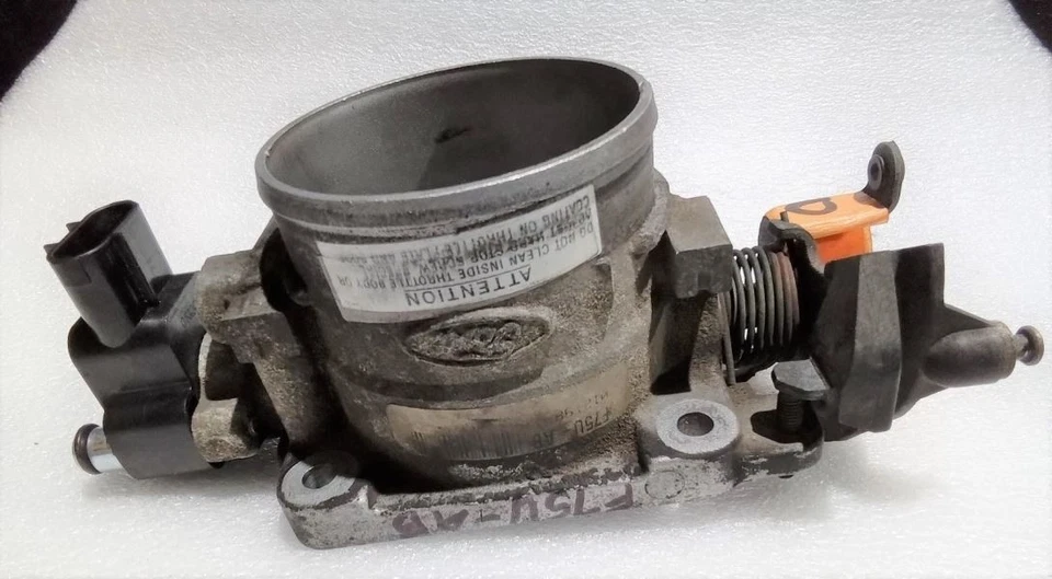 Дроссельный клапан 4,6 л 1997-1998 Ford F-150 F-250 Expedition Navigator F75Z9E926AA - Изображение 2 из 4