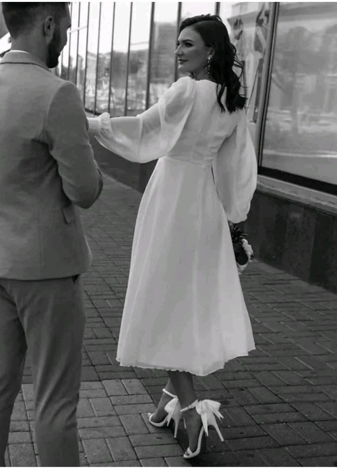 Vestidos de novia de manga larga hasta el té para novia de gasa cuello en V línea A talla 22w Foto 2 de 4