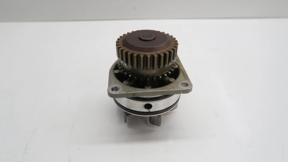 Bomba de agua del motor Nissan Quest 2011-2017 OEM 3,5 L Foto 2 de 4
