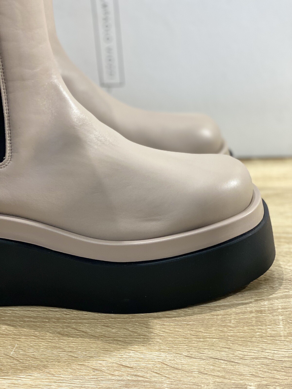 giampaolo-viozzi-chelsea-boot-woman-enna-maxi-wedge-leather-turtle-dove
