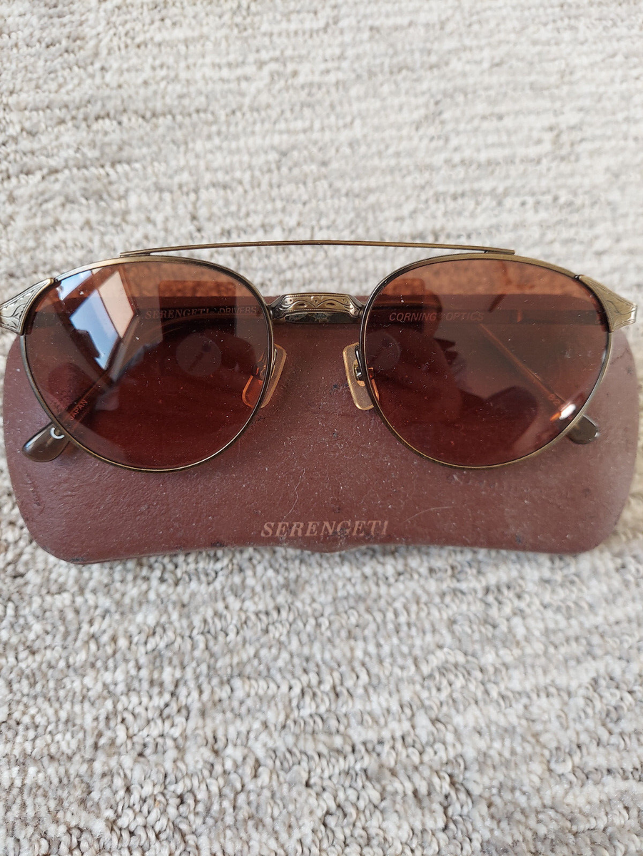 Serengeti Drivers Corning Optics Sunglasses (Made In Japan) 8281V