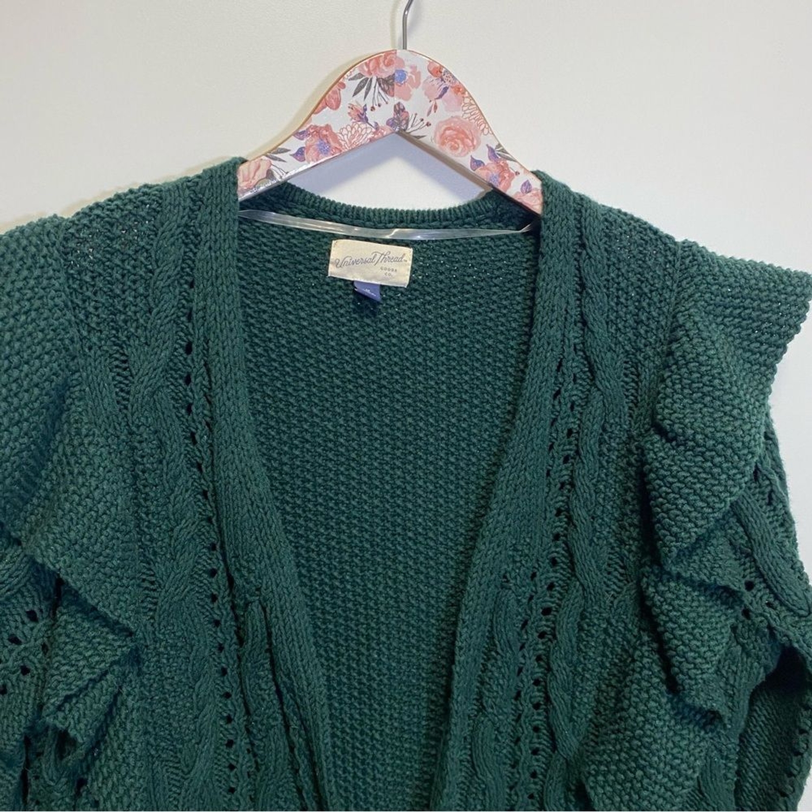 UNIVERSAL THREAD Hunter Green Ruffle Shoulder Ope… - image 3