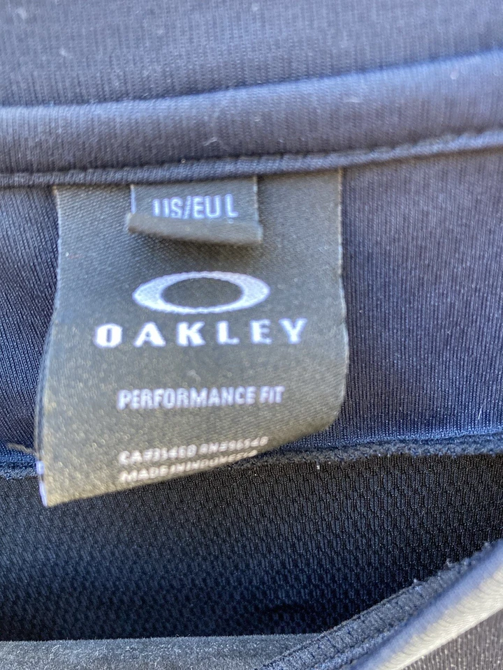 Para hombres Oakley Rash Guard Negro Logo LS L Surf Playa MMA Nylon Mecha Elástica Foto 2 de 4