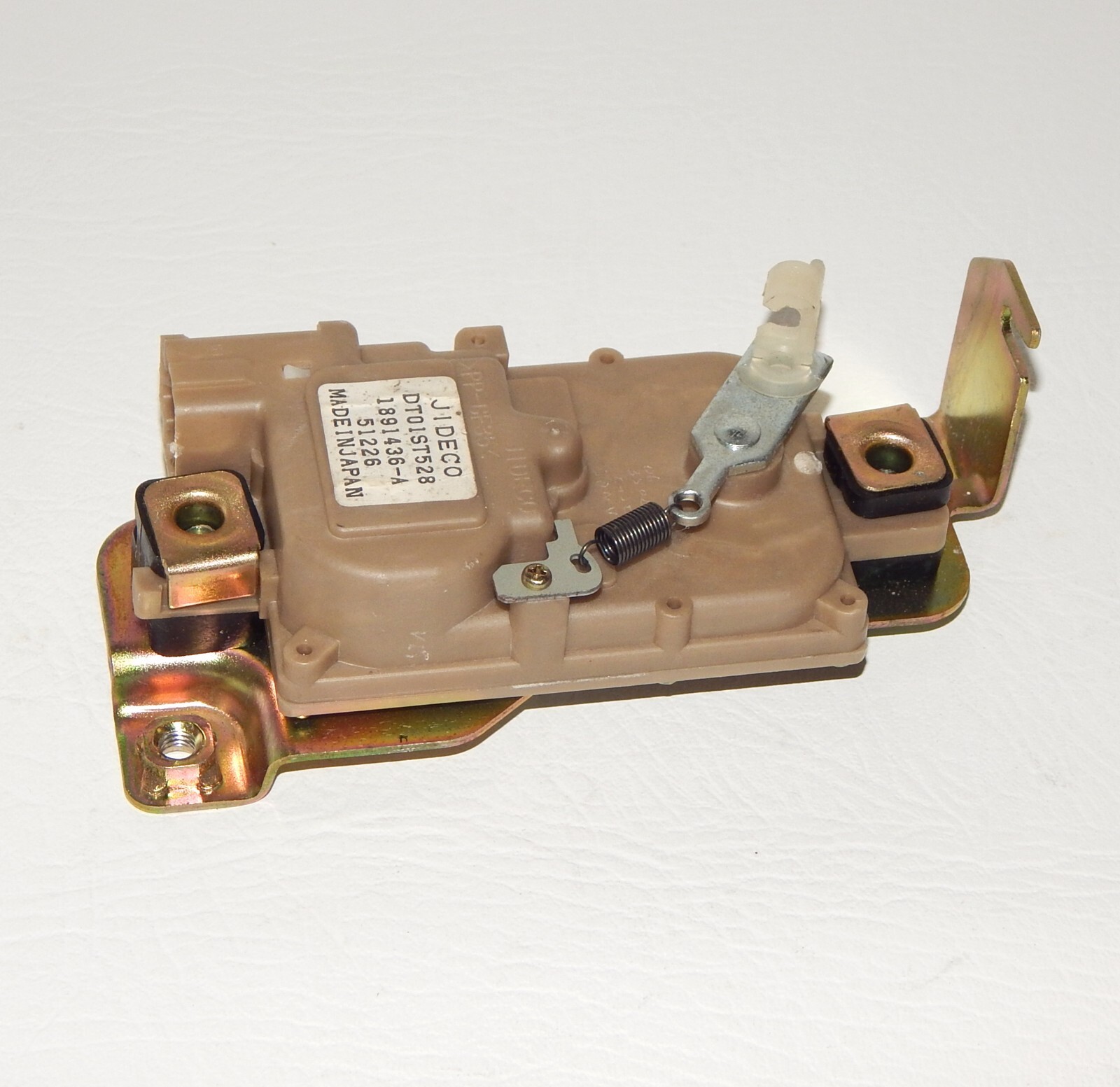 0409 NISSAN 350Z Convertible Top Storage Lid Actuator Motor Stowage