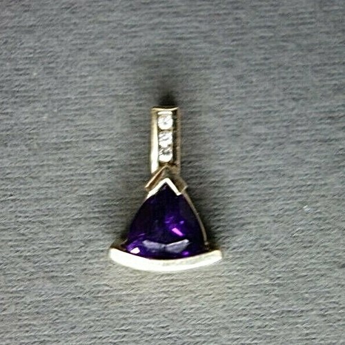 Amethyst 14k Yellow Gold Pendant with diamond acc… - image 1