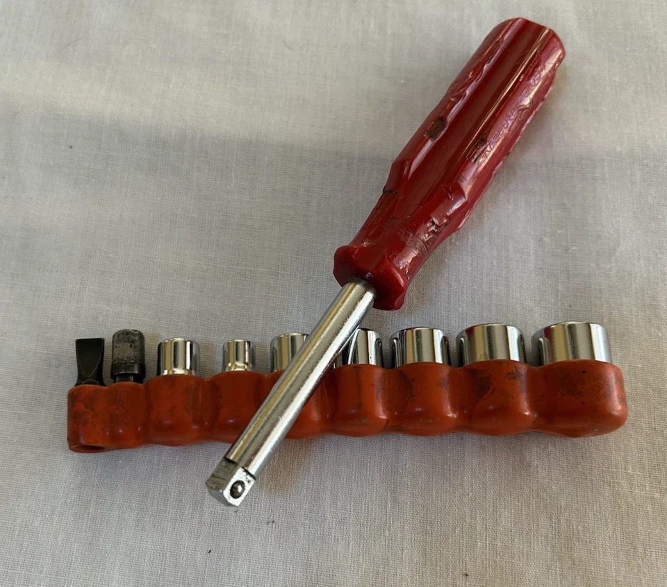 Hex Bits Set Handle, Sleeve of 1/4' Bits and Extender, Bits 3/16" through 1/2" - Image 4 of 4