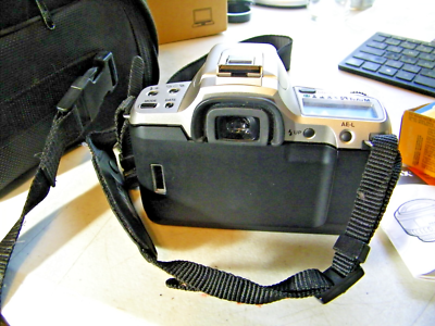 Pentax ZX-60 35mm SLR Film Camera w/Pentax 28-90 + Quanta ray 58mm