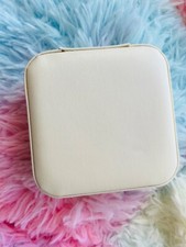 New Travel Jewelry organizer Pearl Color