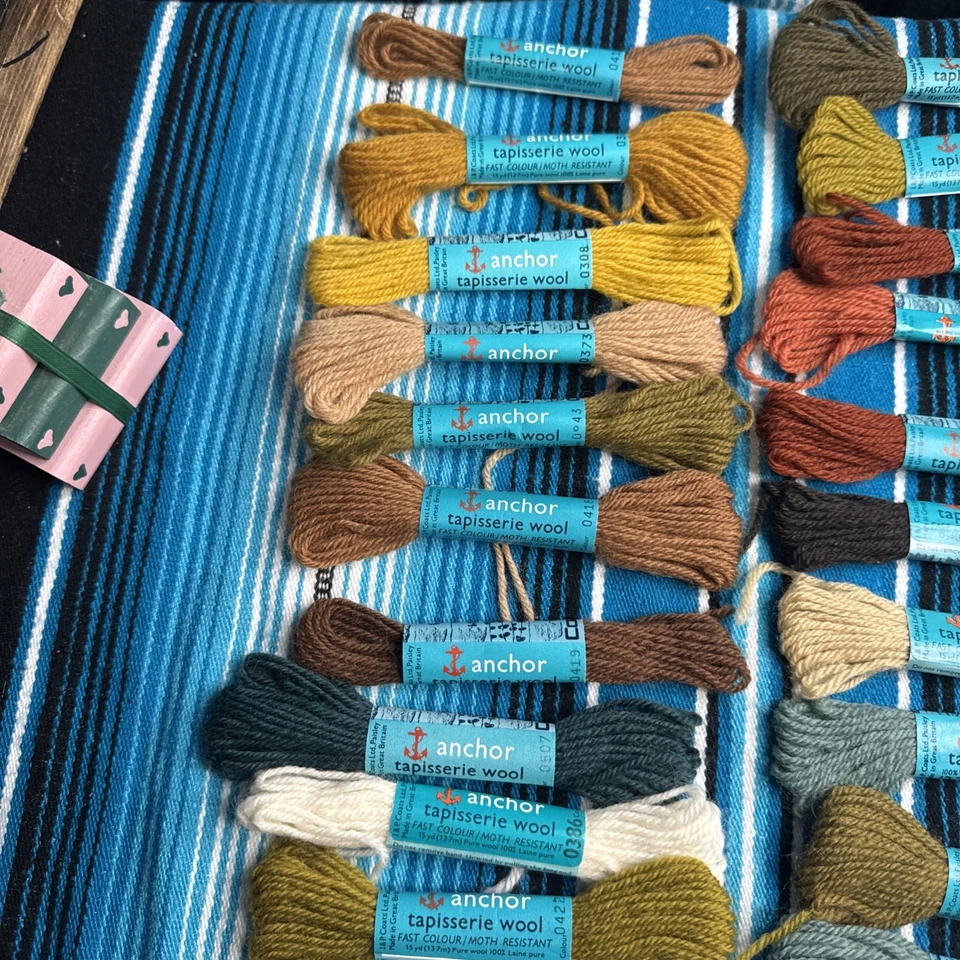 VTG Assorted Lot Of 20 (100% Wool Tapestry Yarn Skeins Anchor+) (7 partials) - Image 3 of 4