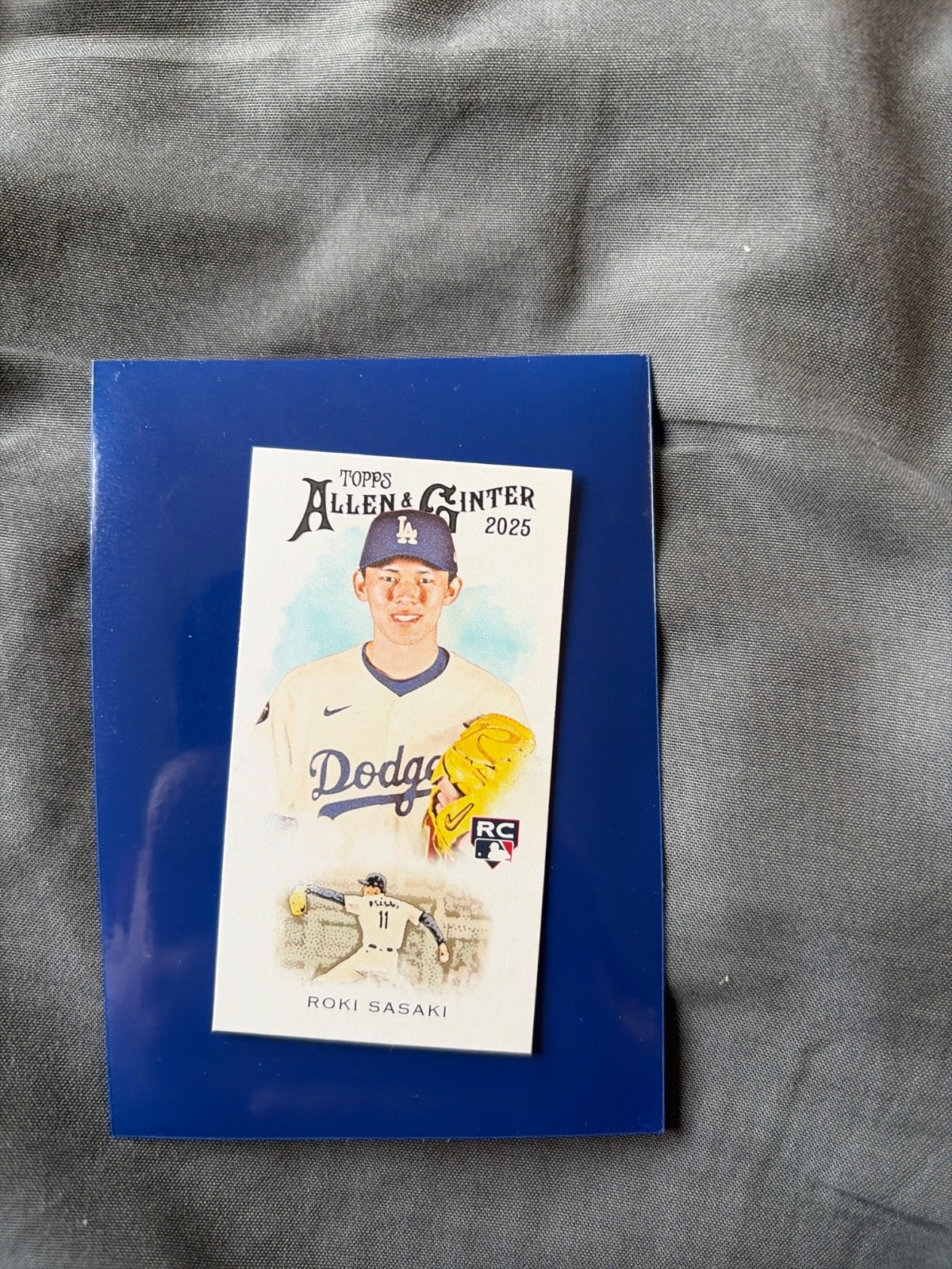 2025 Topps Chrome Update Series - Major League Minis Roki Sasaki #MM-10 (RC)