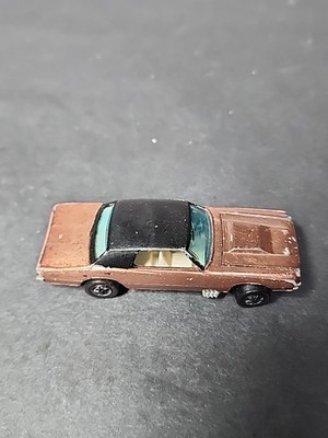 Hot Wheels Redline Custom T-Bird 1967 Copper White Int. Black Top