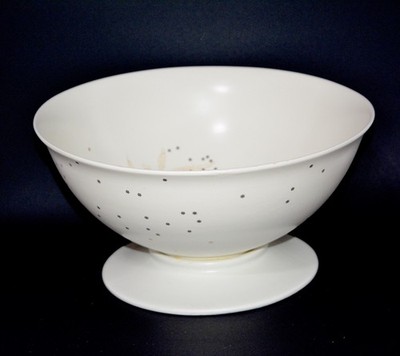 Thomas O'Brien Snow Leaf Pedestal Bowl 13'' Gold Decal 2005 Rare Vintage Decor