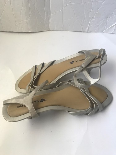 Easy Spirit Womens 8M Shannont Gold Shoes strap kitten heel - Picture 11 of 12