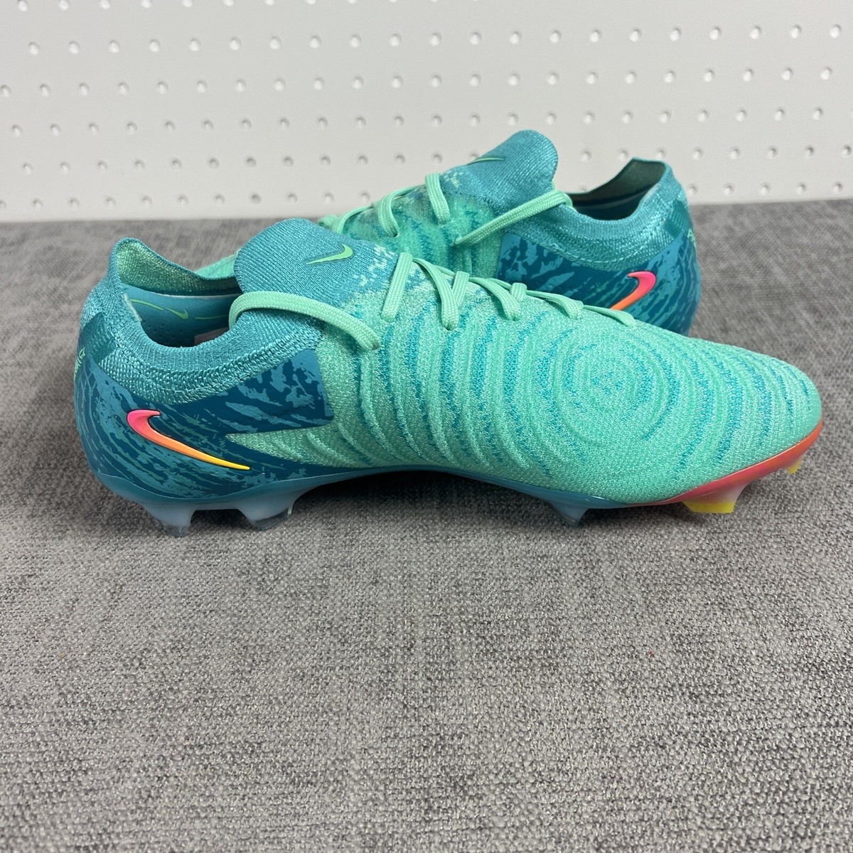 Nike Phantom GX 2 Elite LV8 FG Vortex Pack Cleats FJ2560-300