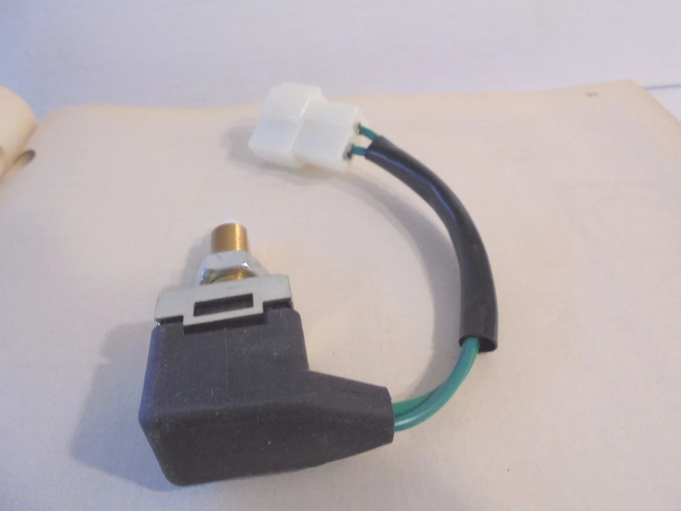 Interruptor de luz de freno estándar SLS-163 Foto 4 de 4