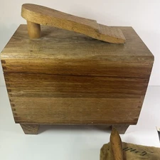 VTG Wooden Shoe Shine Box Esquire Shoe Valet De Luxe w/ 5 Brushes, Bag, Laces